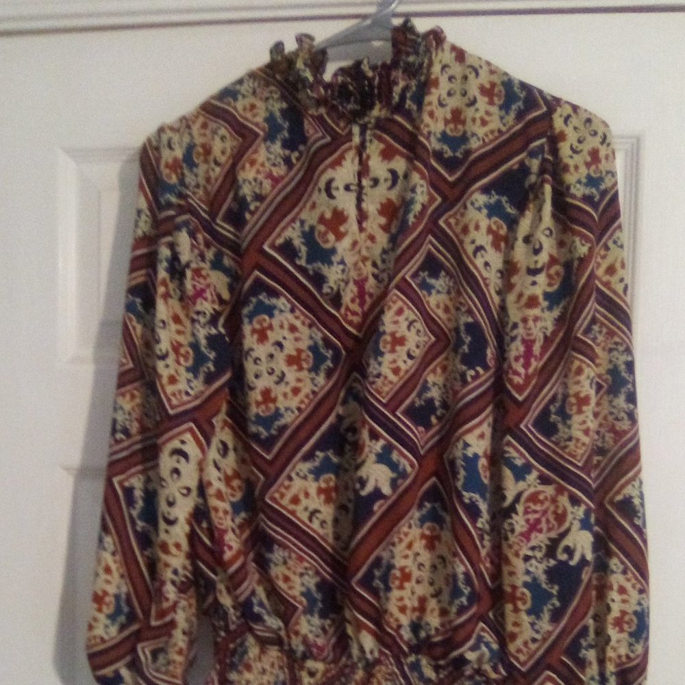 New York and Company long sleeve top